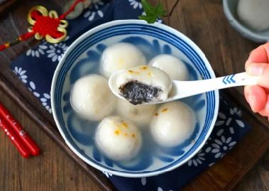 冬至腊八黑芝麻汤圆.JPG